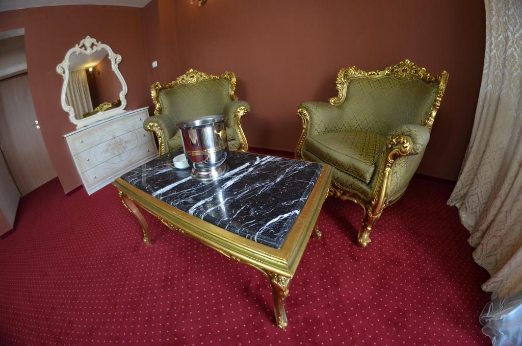 Hotel Le Baron